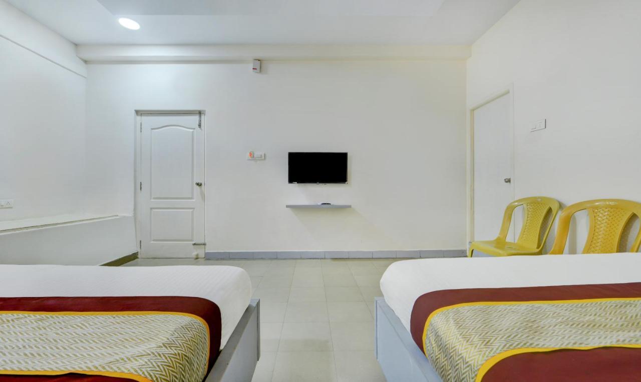 Hotel Sal Inn - Near Airport Τσενάι Εξωτερικό φωτογραφία